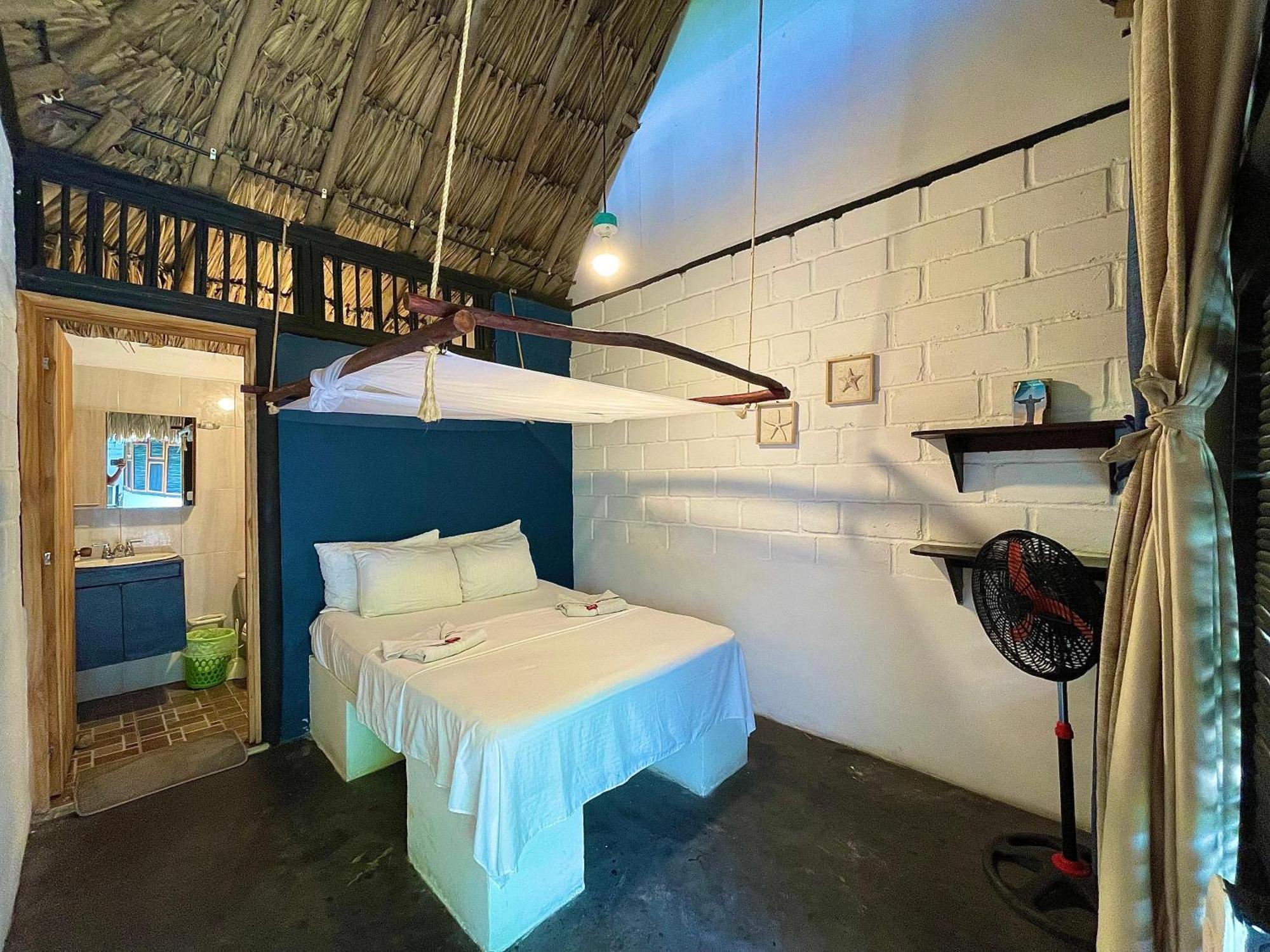 Bikini Hotel & Pool Palomino Zewnętrze zdjęcie